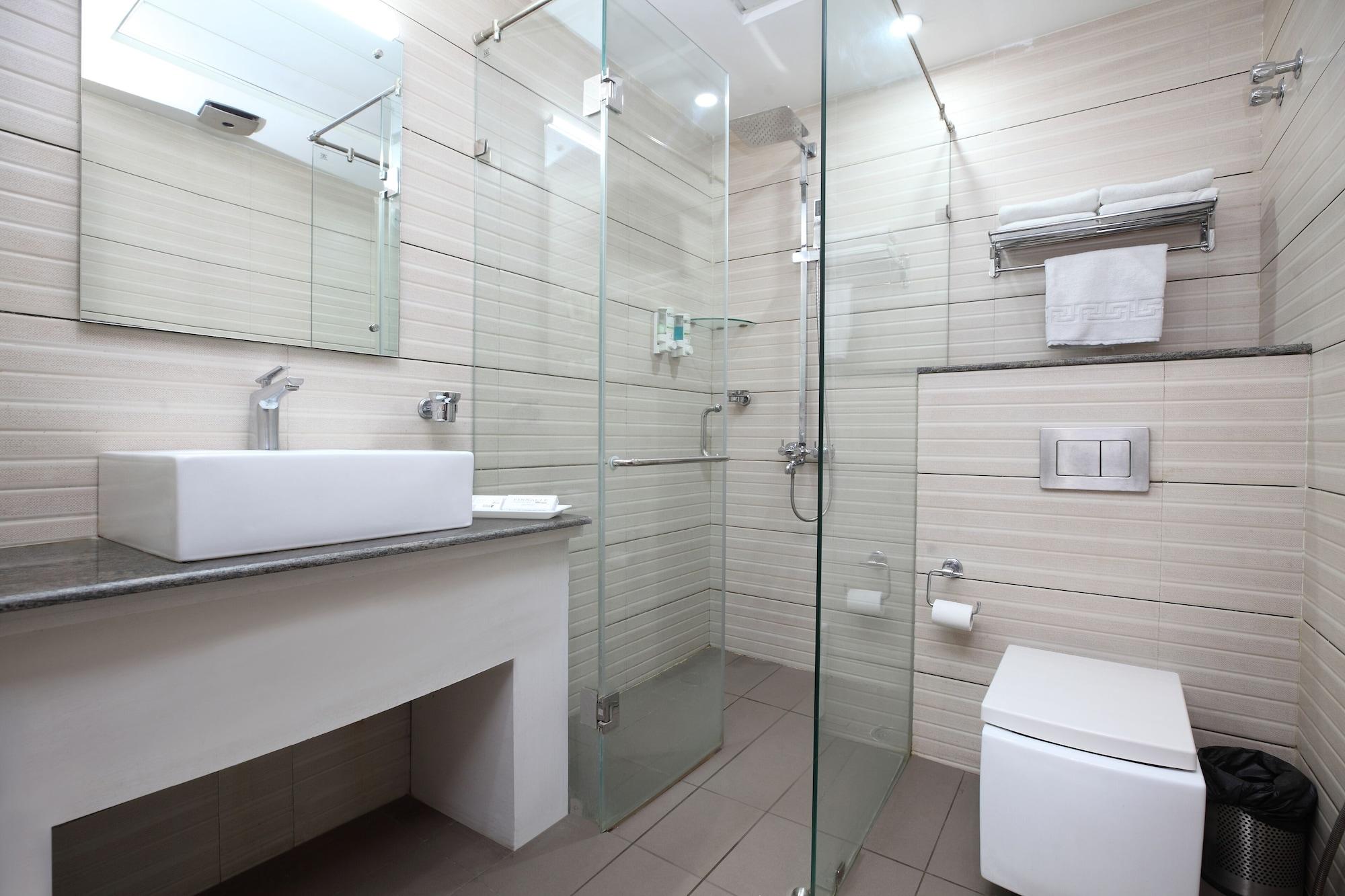 Pinnacle By Click Hotels, Лакнау Екстериор снимка
